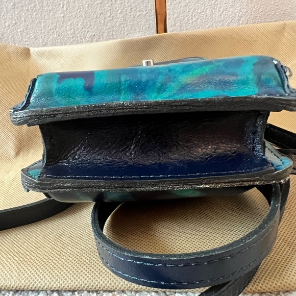 Patricia Nash Felicita Leather Phone Crossbody Deep Blue Sea - Picture 8 of 8